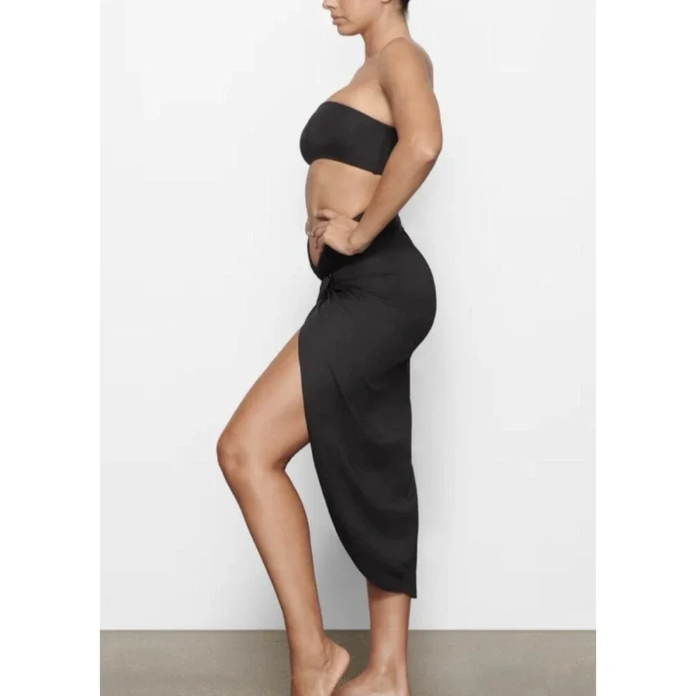 SKIMS Swim Sarong Skirt Onyx Black Cover Up Beach Resortcore Vacation Pool XL